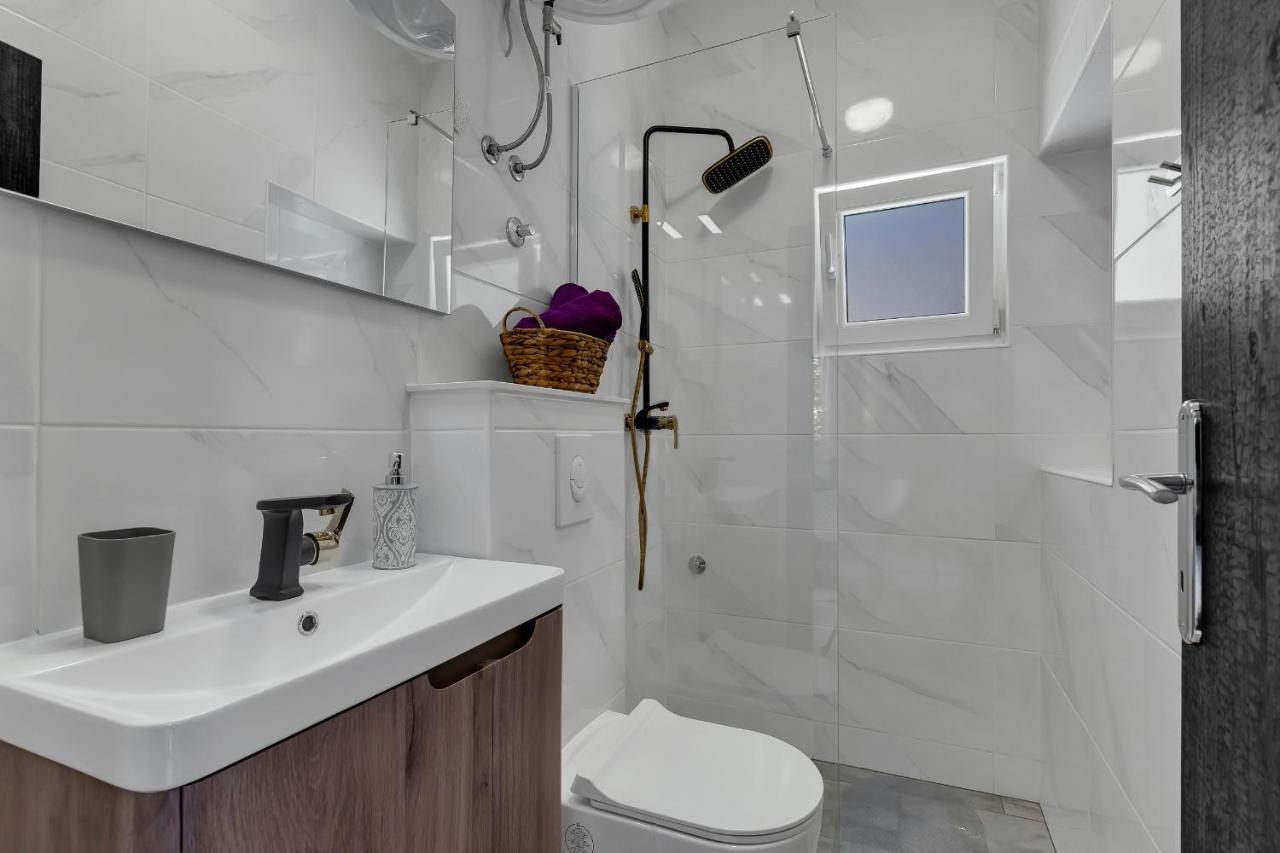 Kuca Za Odmor Lemon Tree Makarska Apartment Luaran gambar