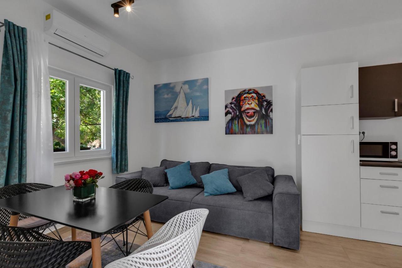 Kuca Za Odmor Lemon Tree Makarska Apartment Luaran gambar