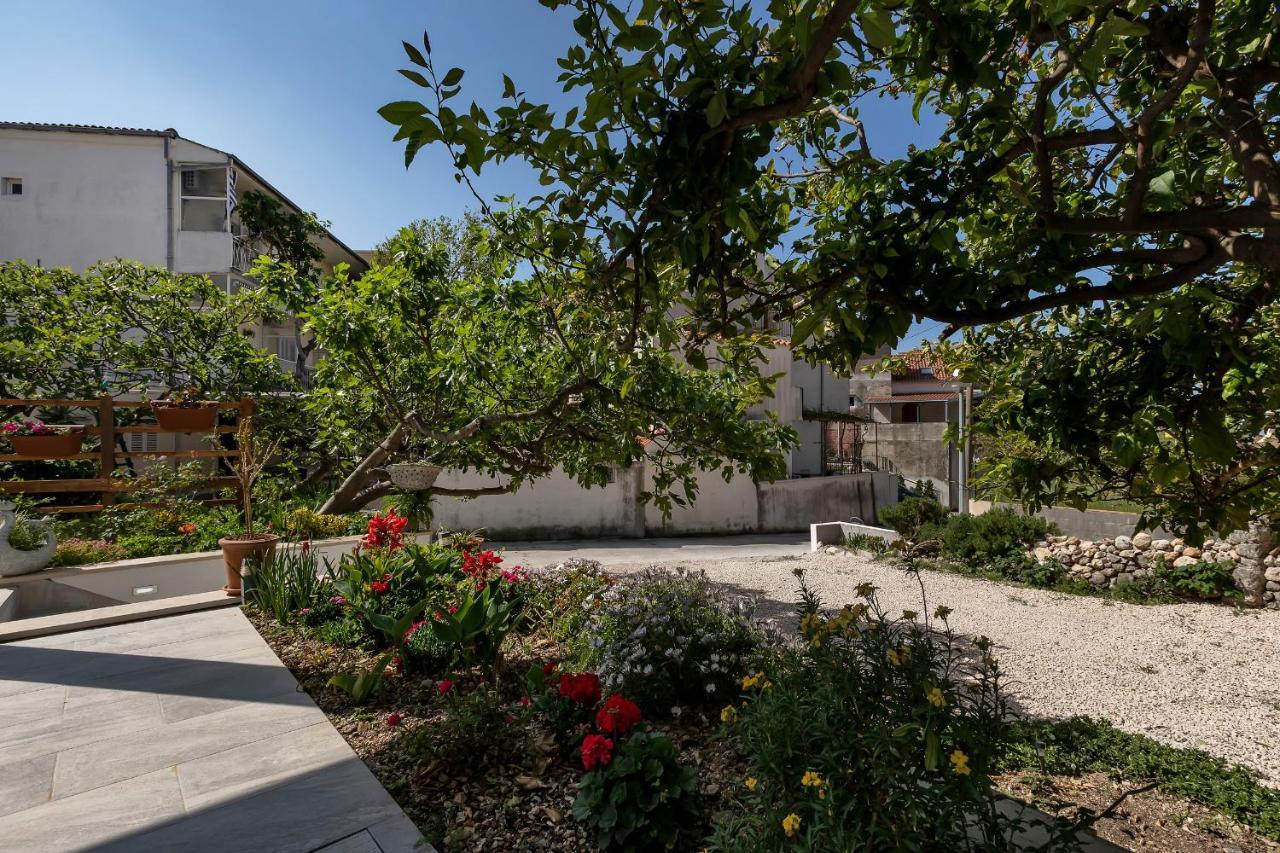 Kuca Za Odmor Lemon Tree Makarska Apartment Luaran gambar