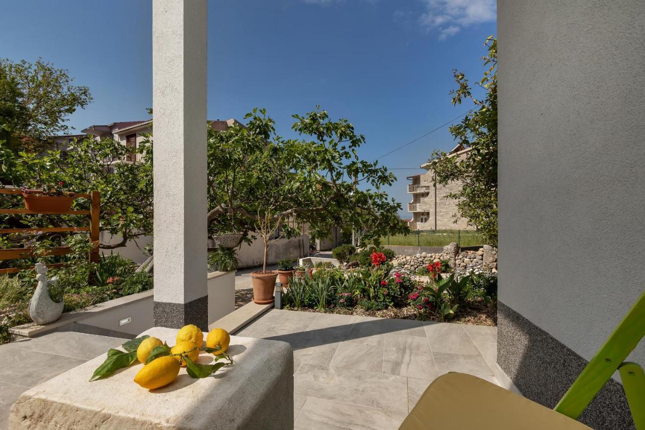 Kuca Za Odmor Lemon Tree Makarska Apartment Luaran gambar
